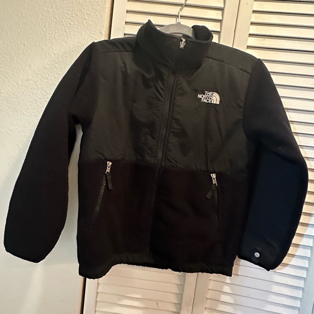 The North Face Kids Black Fleece Jacket